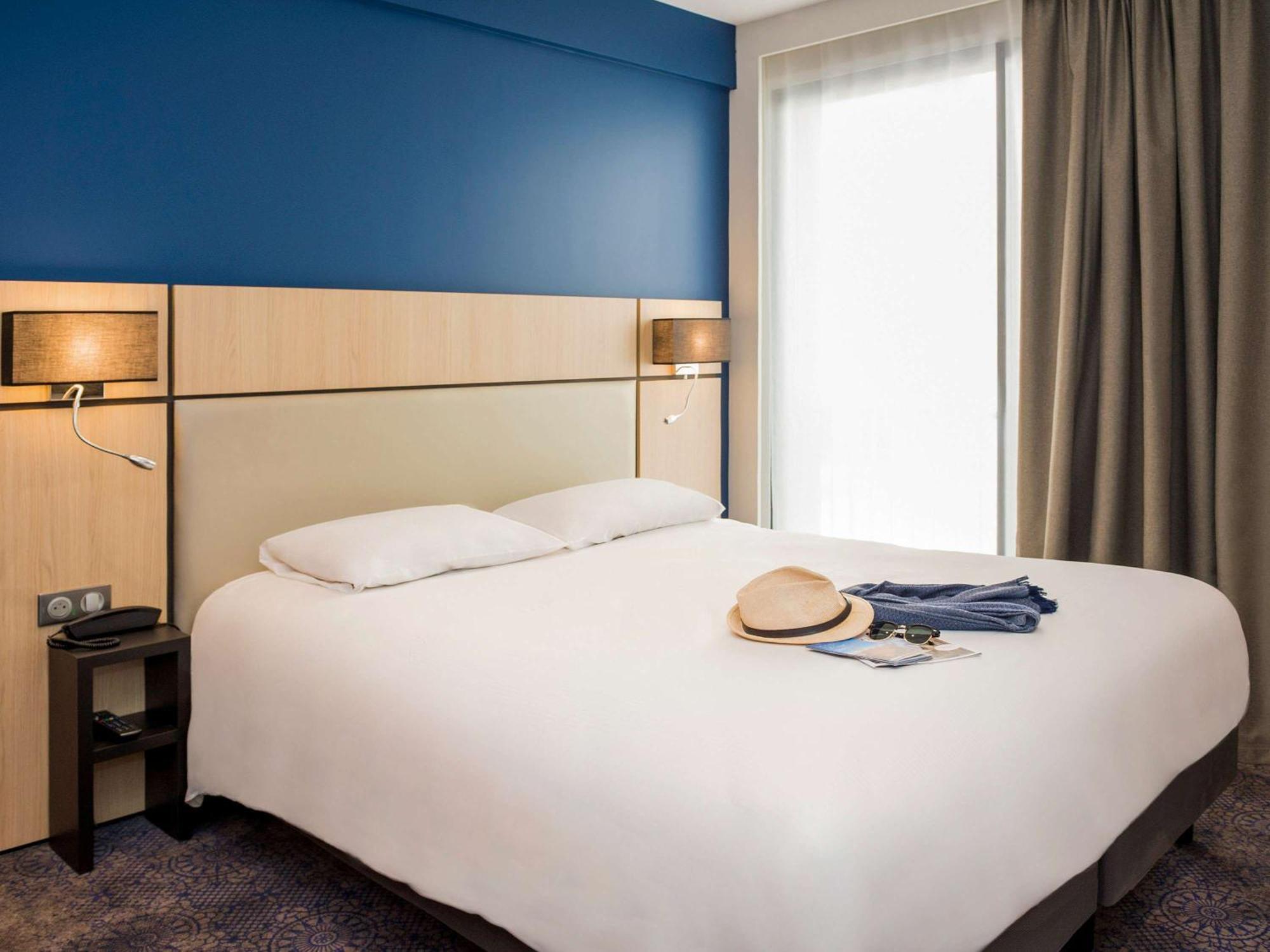 Mercure Cathédrale Hotel 4*